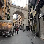 La Bella Vita A Chiaia