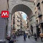 La Bella Vita A Chiaia